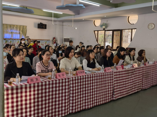 “同”樣主題“異”樣精彩，助推園本教研1.jpg