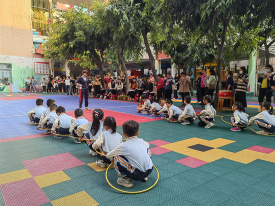 “同”樣主題“異”樣精彩，助推園本教研6.jpg